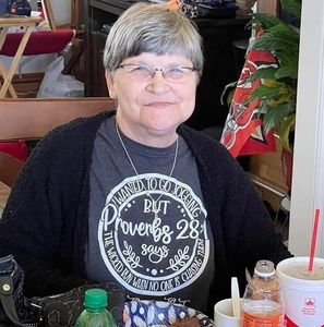 Meet your Posher, Cathy